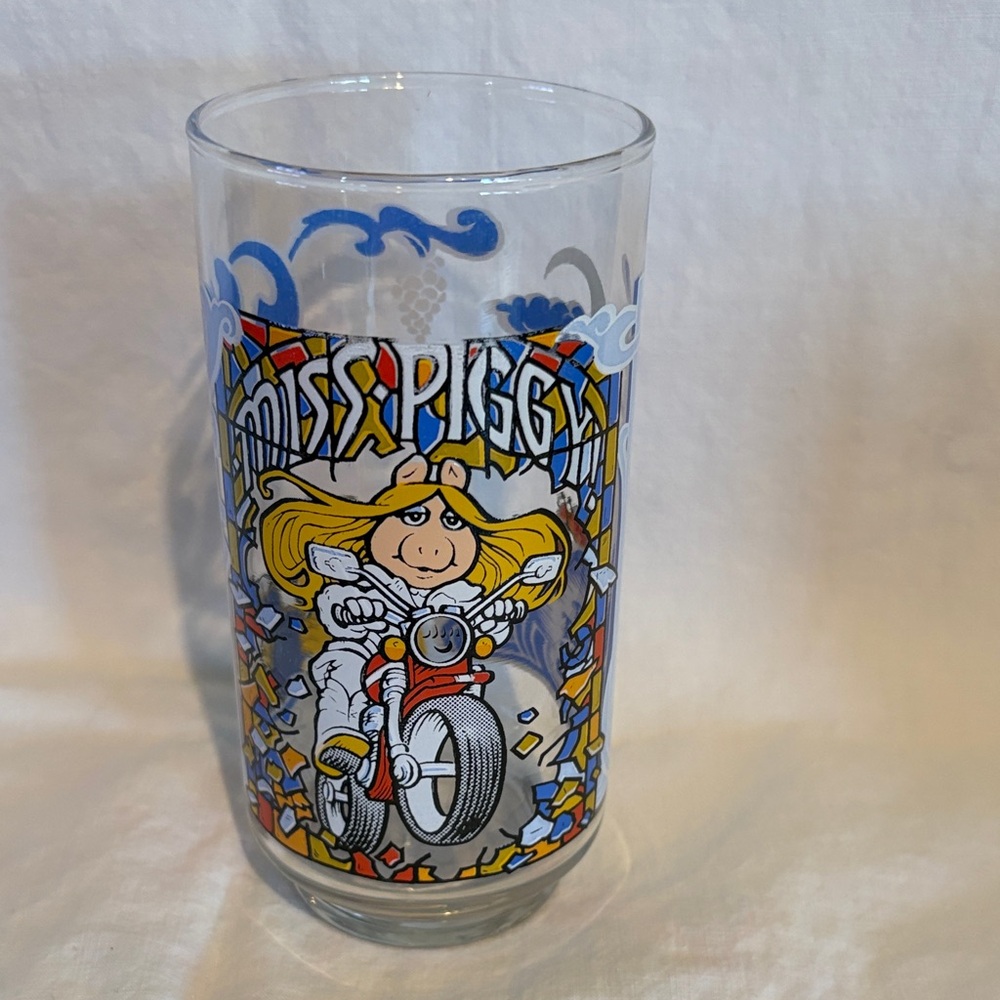 Miss Piggy Motorcycle Cartoon Highball Glass McDonalds 1981